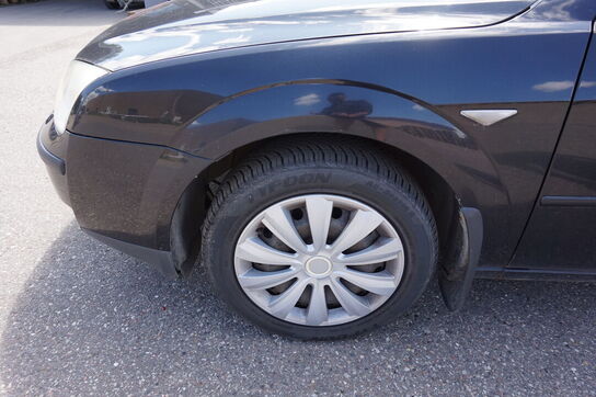 Ford Mondeo 2.0 Benzin Årgang 2004 (momsfri)