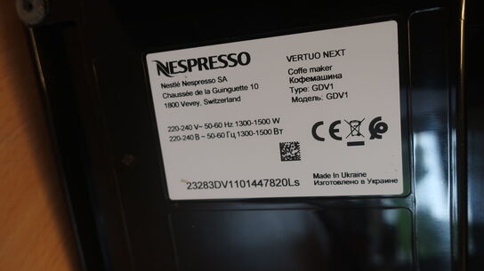 Kaffemaskine NESPRESSO 