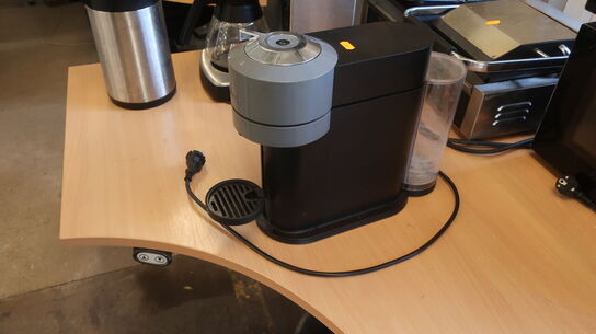 Kaffemaskine NESPRESSO 