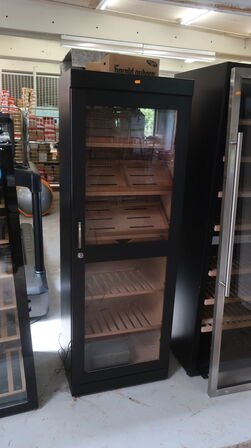 Cigarskab ADORINI
