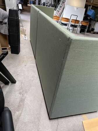 Højrygget sofa OFFECCT