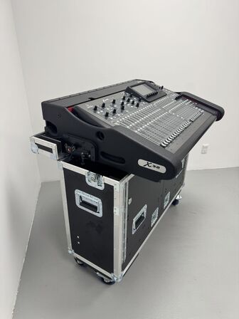 Behringer X32 inkl flipcase