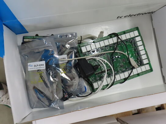 5 Kasser computerdele bl.a. RASPBERRY PI