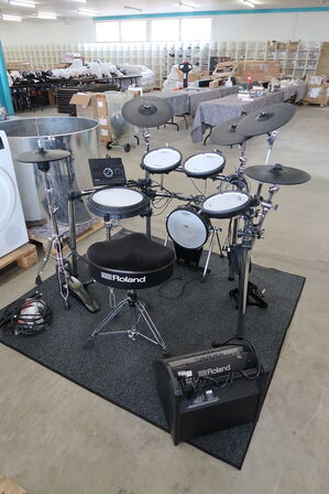 El-trommesæt ROLAND  V-Drums TD-17 (momsfri)