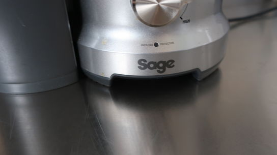 Frugtjuicer SAGE