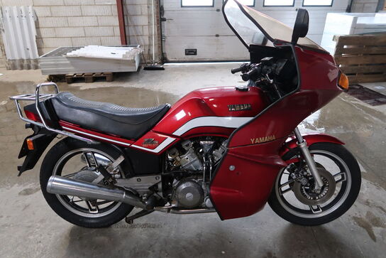 Motorcykel YAMAHA XZ550 Momsfri