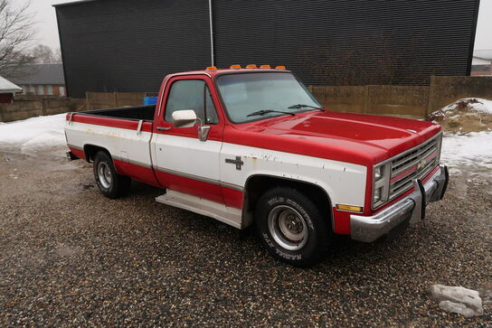 Pickup-truck CHEVROLET Silverado 10