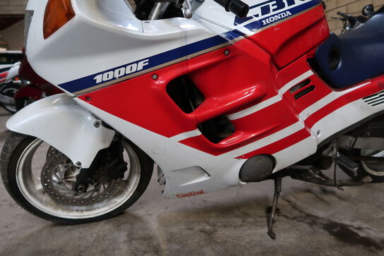 Motorcykel: HONDA CBR 1000F Momsfri