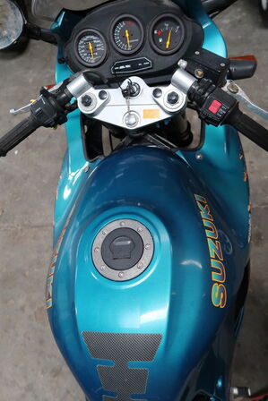 Motorcykel SUZUKI GSX 600F Momsfri