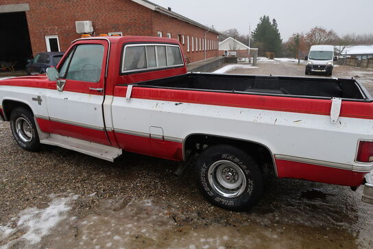 Pickup-truck CHEVROLET Silverado 10