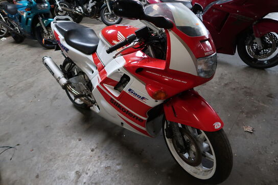 Motorcykel HONDA CBR 600F Momsfri