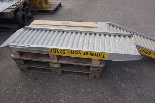 2 stk Aluramper/slisker 150 cm (MOMSFRI)