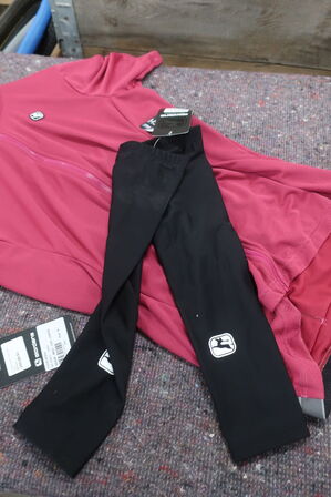 Cykeltrøje GIORDANA XL samt armvarmer GIORDANA