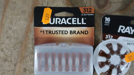 Diverse batterier type: 312 DURACELL & RAYOVAC