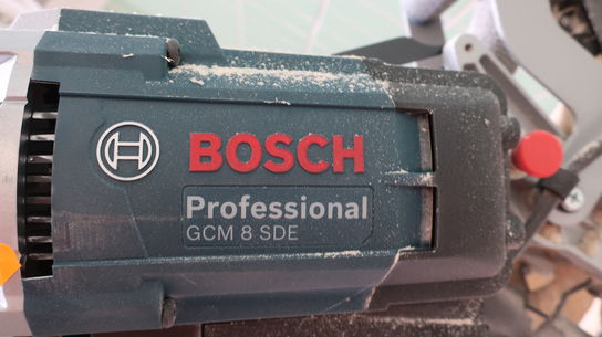 Kap-/geringssav BOSCH GCM 8 SDE