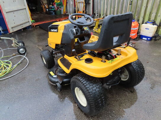 Plænetraktor, CUB CADET LT3