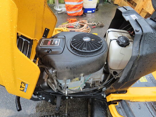 Plænetraktor, CUB CADET LT3