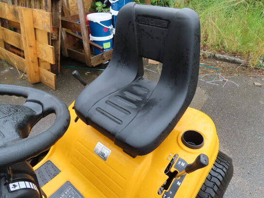 Plænetraktor, CUB CADET LT3