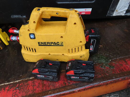 Accu. hydraulicpumpe, ENERPAC XC1402M med to ekstra accu.