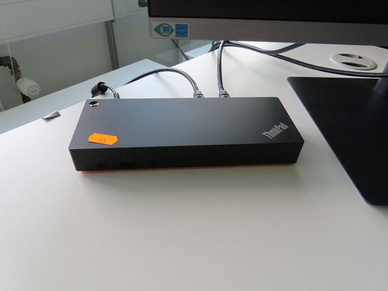 2 stk. 27" monitor, SAMSUNG S27R652FDU, docking og tastatur