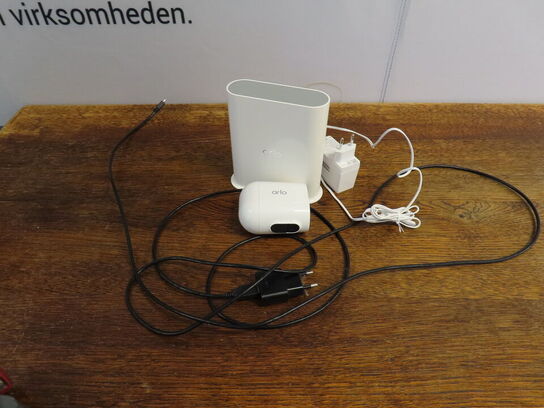 Videoovervågning, ARLO VM84540 med 3 kamera
