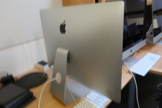 27" iMac, Apple, 8GB, 3,2 GHz Quad-Core, NVIDIA GeForce GT 755M 1 GB