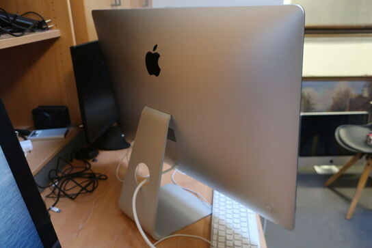 27" iMac, Apple, 8GB, 3,2 GHz Quad-Core, NVIDIA GeForce GT 755M 1 GB