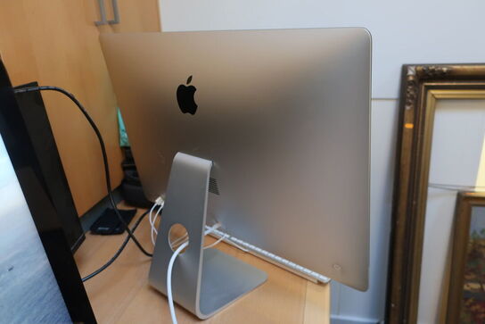 27" iMac, Apple, 8GB, 3,2 GHz Quad-Core, NVIDIA GeForce GT 755M 1 GB