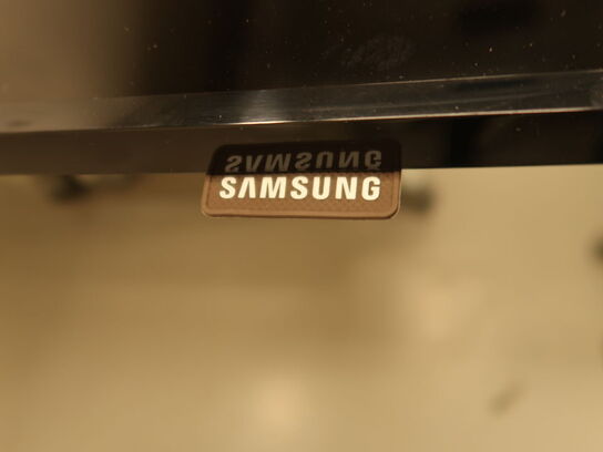 2 stk. monitorer SAMSUNG DB55E