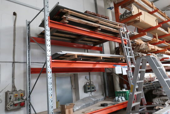 Pallereol uden indhold