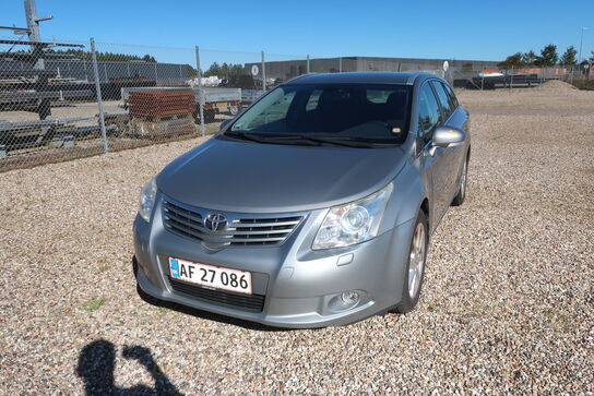 Personbil TOYOTA Avensis Stw 1.8 Stw Man.6 (Momsfri)