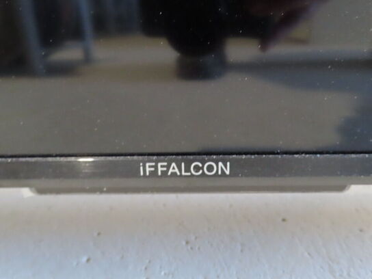 65" LED-TV, IFFALCON IFF65U62, med fjernbetjening