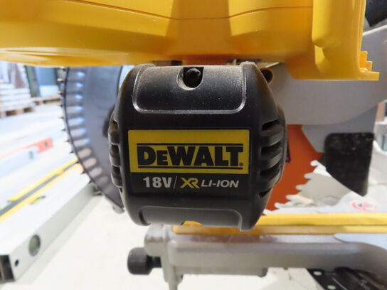 Kap/Geringssav, DEWALT 18V/XR LI-ION