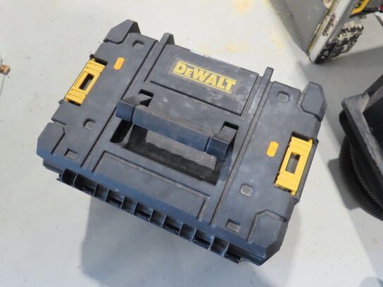 Rotorlaser, DEWALT DCE074R