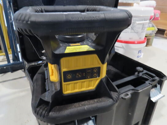 Rotorlaser, DEWALT DCE074R