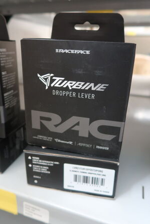2 stk. RACEFACE Dropper Lever Orange
