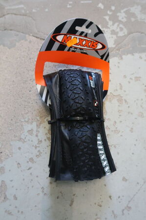 2 stk. Dæk MAXXIS Maxxlite 27.5x2.00