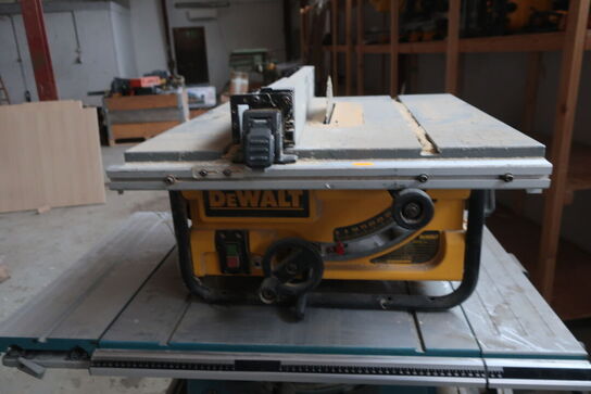 Bordsav DEWALT DW745 QS