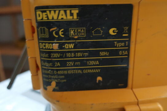 Radio DEWALT DCR015 QW 18V