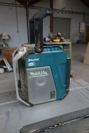 Radio MAKITA DMR115 18V