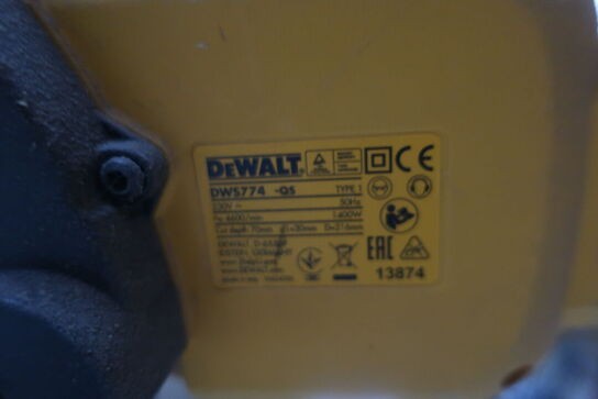 Kap/geringsav DEWALT DWS774 QS