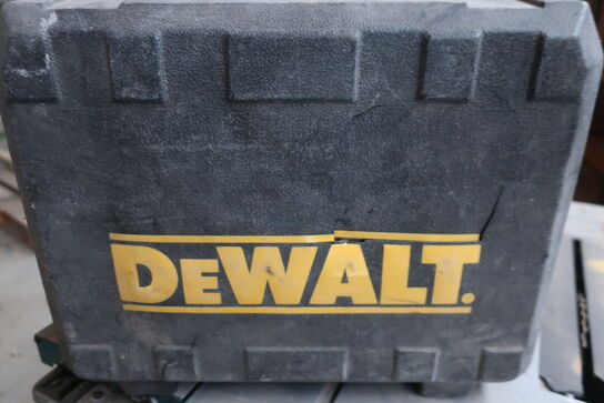 Rundsav DEWALT D23650 QS