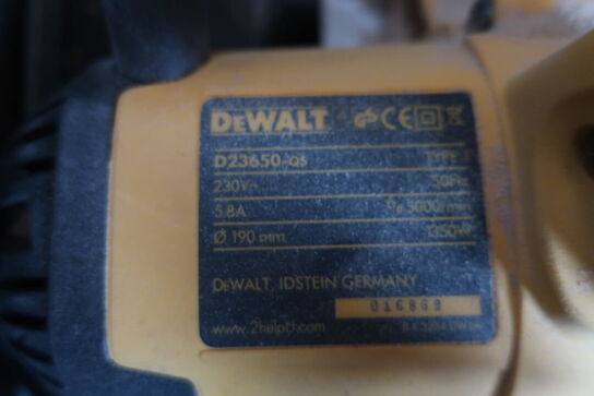 Rundsav DEWALT D23650 QS