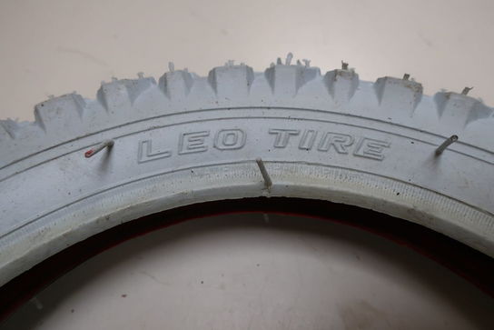 10 stk. Cykeldæk LEO TIRE 12-1/2 x 2-1/4