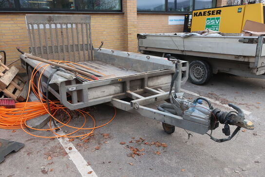 Maskintrailer HENRA MG353015