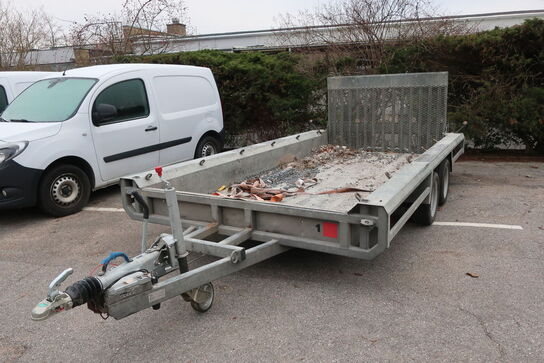 Maskintrailer HENRA MG354018