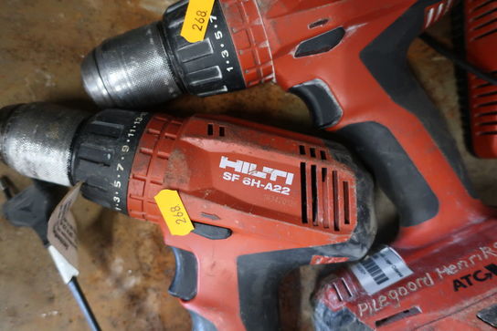 2 stk. akku bore/skruemaskiner HILTI SF 6G-A22 med 2 stk. batterier og lader