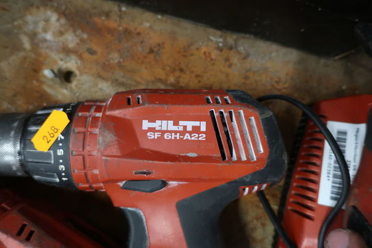 2 stk. akku bore/skruemaskiner HILTI SF 6G-A22 med 2 stk. batterier og lader