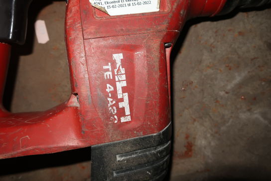 Akku borehammer HILTI, akku vinkelsliber HILTI, akku båndsav HILTI SB 4-A22