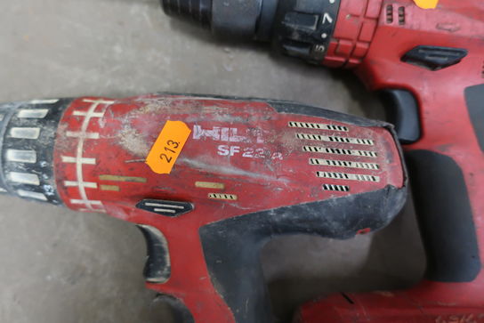 2 stk. akku bore/skruemaskiner HILTI SF 22-A, SF 8M-A22 med 2 stk. batterier